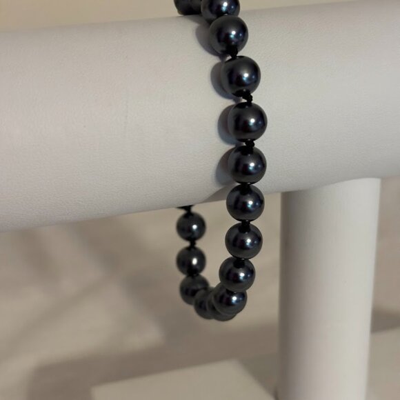 Jewelry - Hematite Bracelet Individually Hand Knotted with Gold Tone Clasp (7") with Pouch
